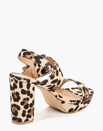 Миниатюра фотографии Босоножки la bottine souriante