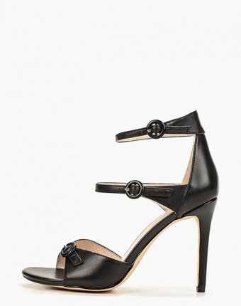 Миниатюра фотографии Босоножки pierre cardin