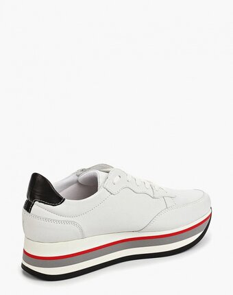 Миниатюра фотографии Кроссовки bata