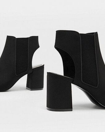 Миниатюра фотографии Босоножки stradivarius