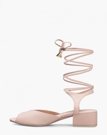 Миниатюра фотографии Босоножки alla pugachova