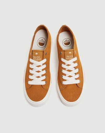 Миниатюра фотографии Кеды pull&bear