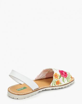 Миниатюра фотографии Сандалии united colors of benetton