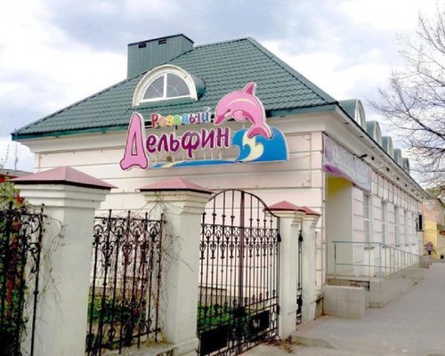 Фотография обувного магазина Розовый дельфин
