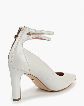 Миниатюра фотографии Туфли heart & sole by tamaris