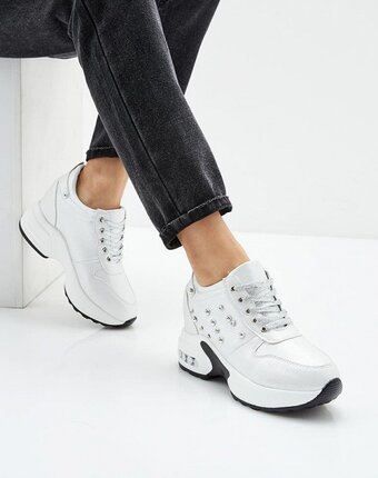 Миниатюра фотографии Кроссовки luvelena