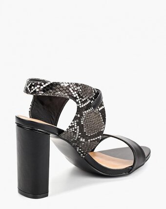 Миниатюра фотографии Босоножки la bottine souriante