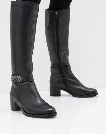 Миниатюра фотографии Сапоги pierre cardin