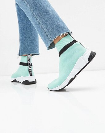 Миниатюра фотографии Кроссовки brulloff