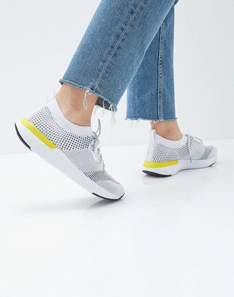 Миниатюра фотографии Кроссовки glamforever