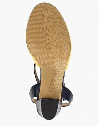 Миниатюра фотографии Босоножки zenden