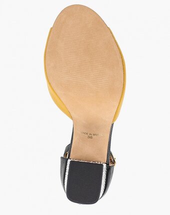 Миниатюра фотографии Босоножки indiana