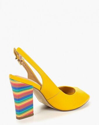 Миниатюра фотографии Босоножки indiana