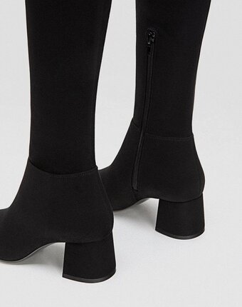 Миниатюра фотографии Ботфорты stradivarius