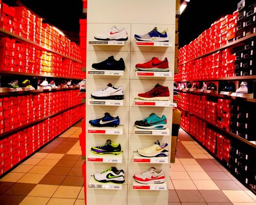 Фотография обувного магазина Weekenders