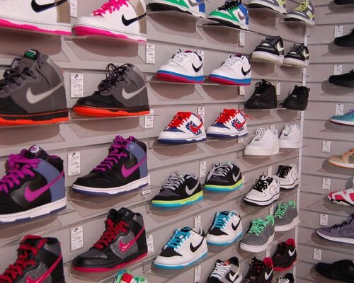 Фотография обувного магазина  Родонит