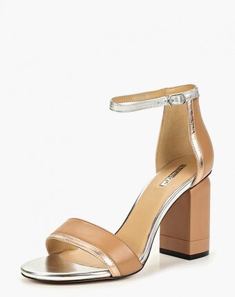 Миниатюра фотографии Босоножки vitacci