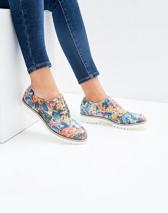 Миниатюра фотографии Ботинки dolce vita