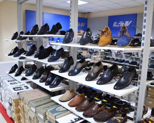 Фотография обувного магазина Обувь К