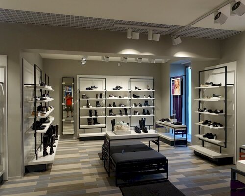 Фотография обувного магазина Мир одежды и обуви