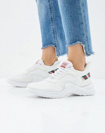 Миниатюра фотографии Кроссовки strobbs