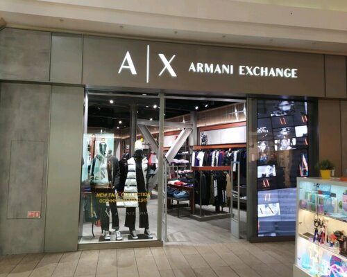 Фотография обувного магазина Armani Exchange