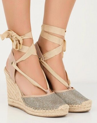 Миниатюра фотографии Босоножки river island