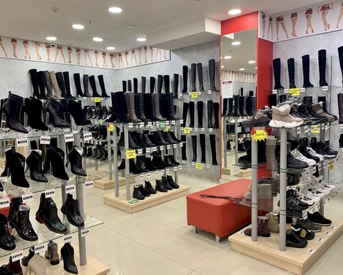 Фотография обувного магазина REDS