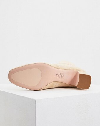 Миниатюра фотографии Ботильоны stuart weitzman
