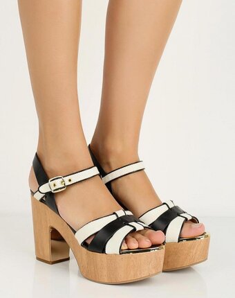 Миниатюра фотографии Босоножки river island