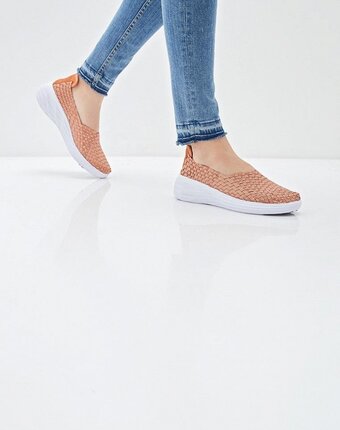 Миниатюра фотографии Кроссовки der spur