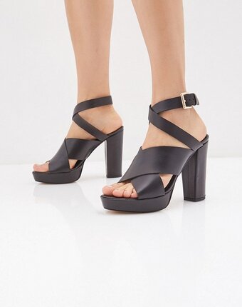 Миниатюра фотографии Босоножки mint&berry