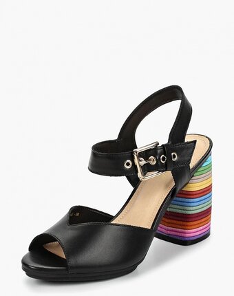 Миниатюра фотографии Босоножки indiana