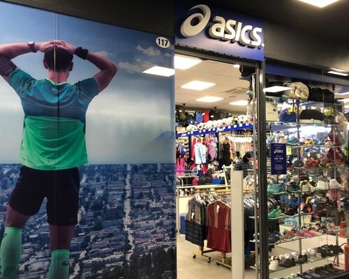 Фотография обувного магазина Asics