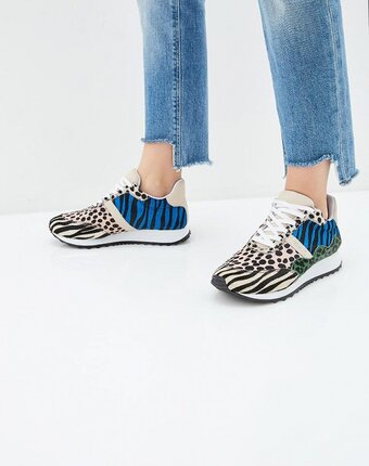 Миниатюра фотографии Кроссовки schutz