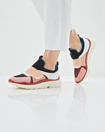 Миниатюра фотографии Кроссовки sweet shoes