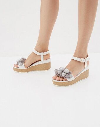 Миниатюра фотографии Босоножки betsy