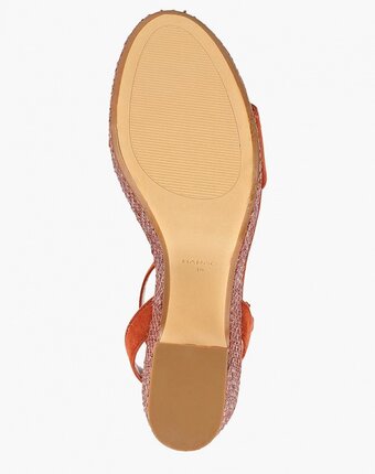 Миниатюра фотографии Босоножки mango