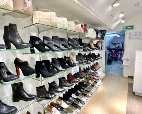 Фотография обувного магазина Elegant Shoes
