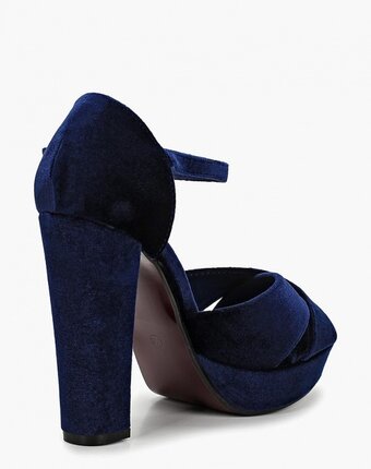 Миниатюра фотографии Босоножки vera blum