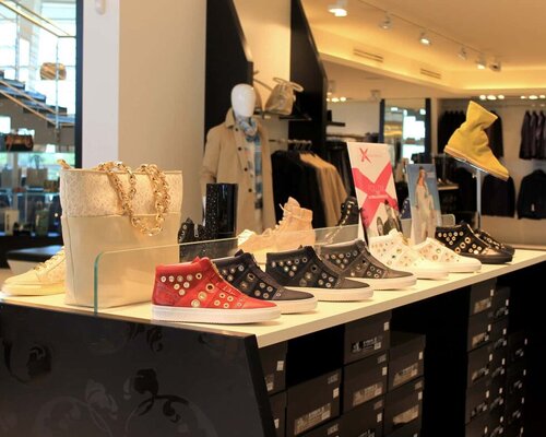 Фотография обувного магазина Маленькая Италия