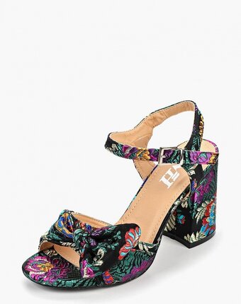 Миниатюра фотографии Босоножки vh