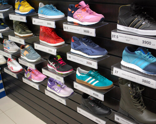 Фотография обувного магазина Sneakers room