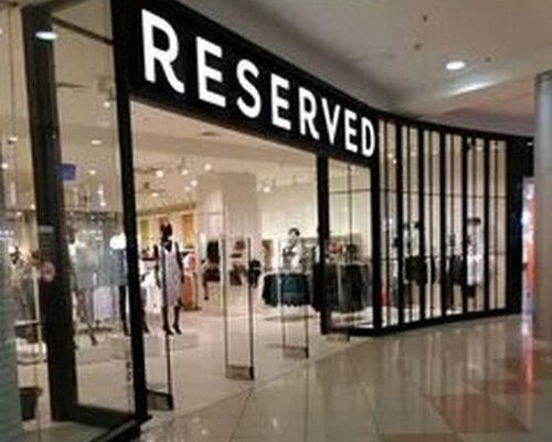Фотография обувного магазина RESERVED