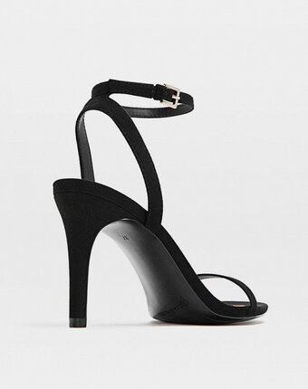 Миниатюра фотографии Босоножки stradivarius