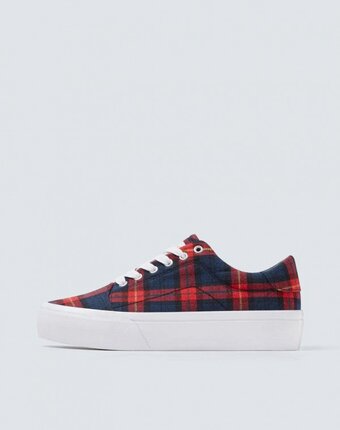 Миниатюра фотографии Кеды pull&bear