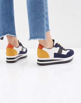 Миниатюра фотографии Кроссовки vivian royal