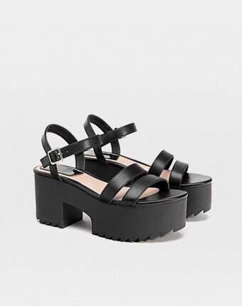 Миниатюра фотографии Босоножки stradivarius