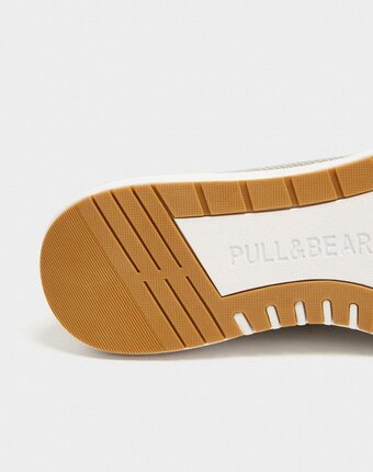 Миниатюра фотографии Кроссовки pull&bear