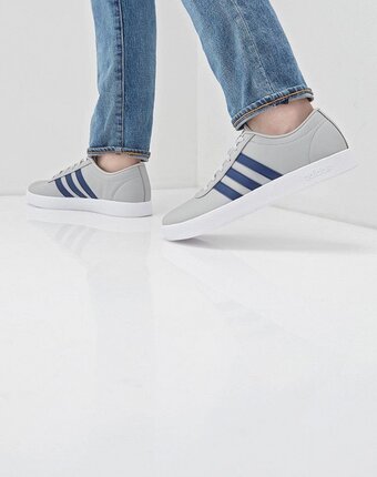 Миниатюра фотографии Кеды adidas